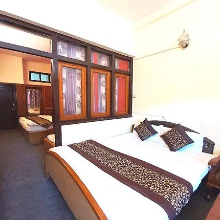 Goroomgo Luxury Stay Mall Road Nainital Exteriör bild