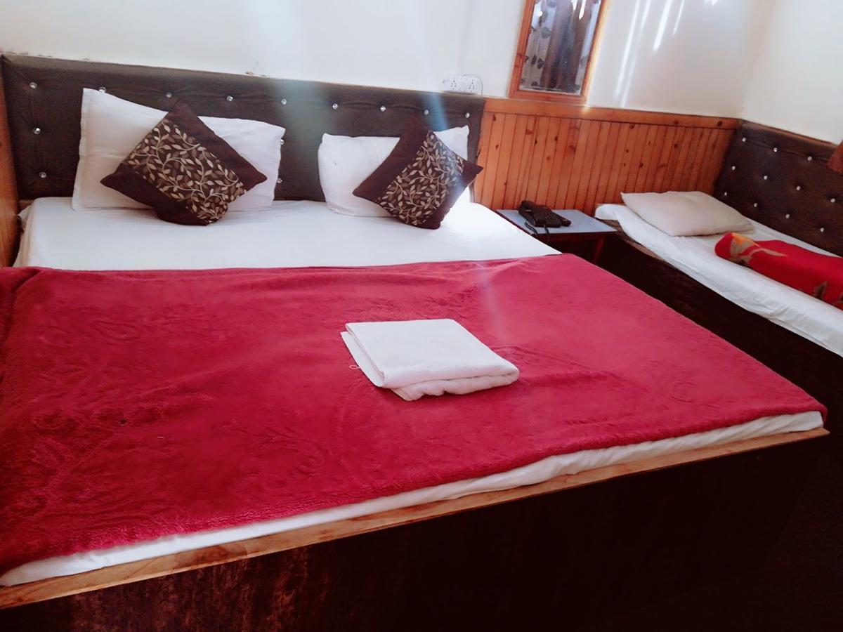 Goroomgo Luxury Stay Mall Road Nainital Exteriör bild