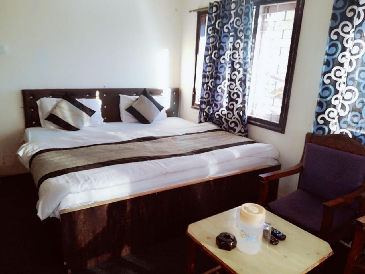 Goroomgo Luxury Stay Mall Road Nainital Exteriör bild