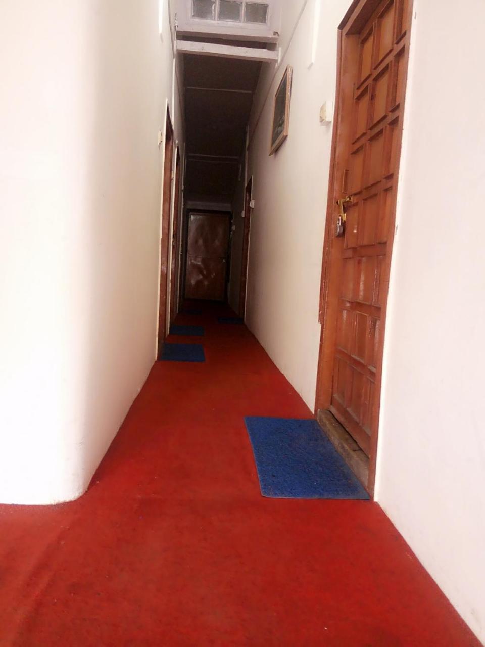 Goroomgo Luxury Stay Mall Road Nainital Exteriör bild